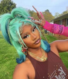 Blue Braids Hairstyles, Hairstyles Ideas Black Women, Wig Hairstyles Ideas Black Women, Wig Hairstyles Ideas, Blue Braids, Dyed Curly Hair, Kei Visual, Protective Hairstyles Braids