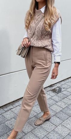 Office Outfits Women, Business Casual Outfits For Work, Elegante Casual, Classy Work Outfits, Stylish Work Outfits, Business Outfit, Casual Chic Outfit, Casual Work Outfits, Work Outfits Women