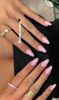 Nails Basic, Kylie Nails, Nyc Nails, Ombre Acrylic Nails, Edgy Nails, Minimal Nails, Basic Nails, Classic Nails