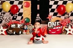 Boys first birthday car themed cake smash photoshoot Cars Birthday Photo Shoot Ideas, Race Car Themed Photoshoot, Pixar Cars Birthday Photoshoot, Lighting Mcqueen Photoshoot, Race Car First Birthday Photoshoot, Cars Smash Cake Disney, Cars Photoshoot Kids, Disney Cars Photoshoot