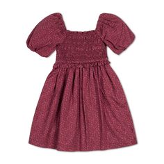 With a stretchy smocked bodice and adorable bubble sleeves, this dress is sure to be one of your girl's favorites this season. Features an airy organic cotton batiste fabric in a beautiful floral print, stretchy smocking for easy dressing, and dramatic sleeves. The perfect outfit to look dressed up in an instant, this is a sweet look you will both love! Batiste Fabric, Bubble Sleeve Dress, Dramatic Sleeves, Gauze Dress, Bubble Sleeve, Easy Dressing, Smocked Dress, Kids Outfits Girls, Romper Dress