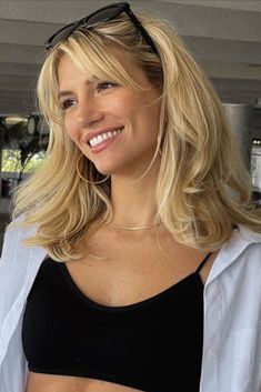 Blonde Haircuts, Hairstyles For Layered Hair, Blonde Hair Inspiration, Hair Appointment, Haircuts For Medium Hair, Medium Length Hair, Short Blonde, Short Blonde Hair, Hair Inspo Color