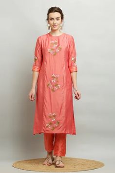 Shop for Kefi Collections Peach Adishree Floral Resham Embroidered Kurta Set for Women Online at Aza Fashions Resham Embroidery, Kurta Cotton, Resham Work, Silk Pant, Floral Set, Silk Dupatta, Silk Pants, Kurta Set, Cut Work