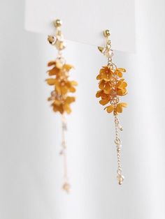 "Cassia Fistula" Earrings & Ear Clips Grape Earrings, Peach Earrings, Jewelry Making Business, Faberge Jewelry, Golden Earrings, Steampunk Accessories, Jewelry Accessories Ideas, Butterfly Earrings, Fantasy Jewelry