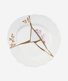 Kintsugi Dessert Plate No. 1 Seletti - BEAM // Design Store Dessert Dishes, Art Japonais, Fruit Plate, Plate Design, Gold Hands, Objet D'art, Side Plates, Everyday Items, Dessert Plate