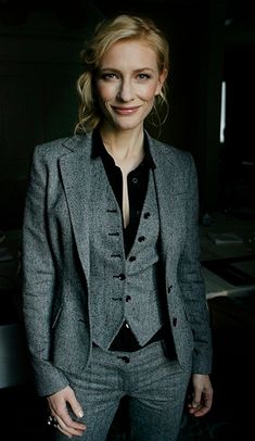 Menswear on Women - Page 6 Feminine Tomboy, Milla Jovovich, Androgynous Fashion, Cooler Look, Cate Blanchett, 3 Piece Suits, Miranda Kerr, Tomboy Fashion, Date Outfits