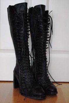 Jeffrey Campbell Boots Outfit, Ann Demeulemeester Shoes, Lace Up Knee High Boots Outfit, Ann Demeulemeester Boots, Laced Boots, Mode Shoes