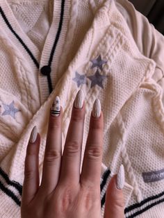 Cardigan Nails, Taylor Swift Folklore Cardigan, Folklore Cardigan, Nails Painted, Taylor Swift Folklore, Cute Simple Nails, Nail Trend