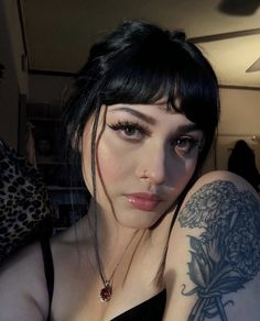 Random Hairstyles, 1970s Makeup, Medusa Piercing Jewelry, Earth Fairy, Soft Goth, Goth Vibes, Tattooed Girls, Medusa Piercing, Baby Bangs