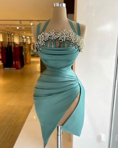 Product Style: AST1435 Color: Tiffany Blue Hemline: MiniBack Detail: Zipper Delivery times:Processing time: 2-3 weeksShipping time: 3-5 working daysRush order service is available, if you need rush order, please choose the shipping way as: Rush Order, rush order fee is $20. Contact Email: asteriaservice@outlook.com Size: Standard size to check Size Chart to choose your correct size( Please note, it should a little bit bigger than your personal measurements!) Wrong size can not make the correct dress! Custom Service FOR FREE! We usually need measurements as below, you can send it to our contact email or leave a note. Bust ______ cm/inch Waist ______cm/inch hip: _______cm/inch shoulder to shoulder : _______cm/inch (measured from back of shoulder) shoulder to bust : _______cm/inch (measured f Mini Homecoming Dresses, Blue Homecoming Dresses, Evening Dresses Short, Beaded Neckline, Short Homecoming Dress, Short Prom Dress, فستان سهرة, Dress Dusty, Applique Dress