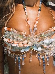 Siren Costume, Edc Vegas, Bead Bra, Crystal Bra, Mode Hippie, Mermaid Core, Mermaid Aesthetic, Hometown Heroes, Mermaid Costume