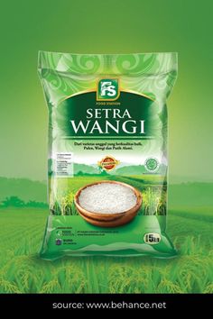 a bag of rice sitting on top of a green grass covered field with the words setra wangi