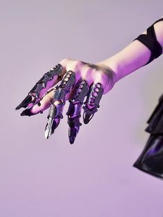 Cyberpunk Metal Ring Punk Style Metal Open Ring, Punk Style Metal Rings, Black Punk Style Open Ring Jewelry, Gothic Claw Shaped Metal Rings, Unique Claw-shaped Metal Rings, Unique Claw Shaped Metal Rings, Punk Style Metal Open Ring Jewelry, Silver Punk Claw Rings, Gothic Metal Rings