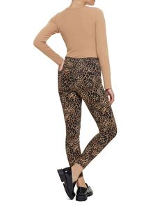 Hi-Rise Leopard Denim LeggingHUE Ultra Soft High Waist Denim leggings are made with a ultra soft fabric! These denim leggings look and feel like your favorite pair of jeans with the added benefit of great stretch you can wear comfortably, all day. These leggings feature a beautiful animal print and high waist silhouette. High Waist Denim, Denim Leggings, High Waisted Denim, Jeggings, Soft Fabric, Feel Like, Soft Fabrics, Animal Print, High Waist