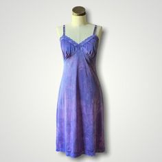 Dyed Clothes, Farm Shop, Vintage Indigo, Dream Girl, Vintage Branding, Awesome Stuff, Tie Dyed, Natural Dyes, Bohemian Style