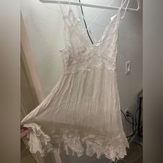 Free People White Dress New With Tags White Lace Slip Dress, Free People Sequin Dress, Free People White Dress, White Flowy Dress, Open Back Maxi Dress, Lace Slip Dress, Button Front Dress, Short Sleeve Mini Dress, Lace Slip