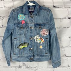 Sz 5/6 18” Long Top To Bottom 15” Armpits Laid Flat Front Pockets Patched Jacket, Tutu Couture, Jean Jacket Patches, Denim Jacket With Hoodie, Light Wash Jean Jacket, Sequin Jeans, Disney Jacket, Jean Jacket For Girls, Denim Hoodie