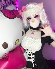 Hello Kitty Cosplay Costumes, Hello Kitty Makeup Halloween, Hello Kitty Halloween Costume, Hello Kitty Costume, Makeup Filter, Vampire Bride, Hello Kitty Makeup, Holloween Costume