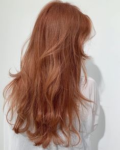 French Woman Hair, Cotton Candy Hair, Layer Cut, Hair Color Caramel, Caramel Hair, Kawaii Hairstyles