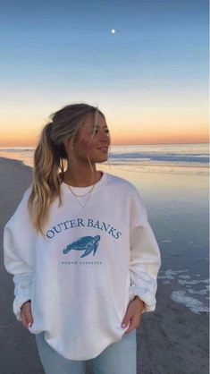 North Carolina Beaches, Outer Banks North Carolina, Mode Hippie, Classy Prom Dresses, Foto Tips, Outfits Casual, Outfit Casual, Outer Banks, Preppy Outfits