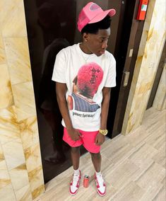 Valentines Day Fits Men, Pink Drip Outfit Men, Fits For Black Guys, Dopeboy Outfits, Pappi Quan Outfits, Summer Swag Outfits Men, Pink Fits Men, Pink Shorts Outfits Men, Pink Outfit Men