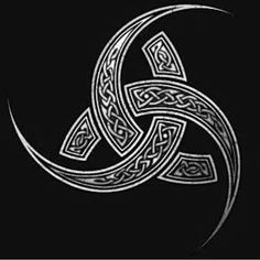 the celtic symbol is shown in black and white