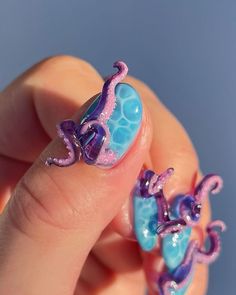 Jimmy (Bug) (@bugnails) • Fotos y vídeos de Instagram Octopus Nails, Solid Color Nails, Fantasy Nails, Claw Nails, Nail Art Designs Diy, Animal Nails, Pretty Gel Nails, Crazy Nails, Kawaii Nails