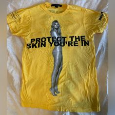 Worn Once , Top Condition , No Wear Or Tear . Douzen Kroes Model Yellow Tops With Logo Print, Fitted Yellow T-shirt With Graphic Print, Skin Campaign, Vintage Marc Jacobs, Wear Or Tear, Skin Protection, Vintage Tops, Marc Jacobs, Colorful Shirts