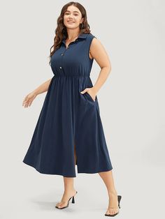 BloomChic is a digital-first fashion and lifestyle destination in which Style Meets Comfort, for modern women sizes 10-30. We offer affordable, stylish clothes thoughtfully made for her curves. #fashion #bloomchic #chicfashion #chic #plussized #plussizedclothes #plussizedfashion Split Hem Dress, Button Up Dress, Dress Midi, Midi Length Dress, Womens Clothing Sizes, Hem Dress, Split Hem, Trendy Dresses, Shirt Collar