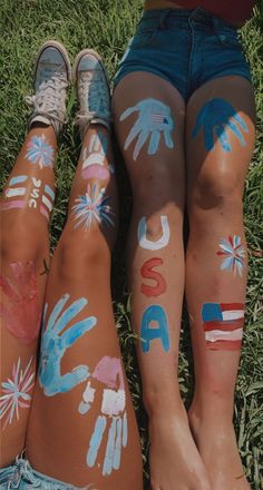 Teen Summer Crafts, Summer Legs, Party Make-up, Leg Painting, Leg Art, Fun List