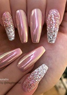 Chrome Nail Art, Chrome Nails Designs, Gold Nail, Her Nails, Rose Gold Nails, Pretty Nail Art Designs, Sparkle Nails, Metallic Nails, Summer Acrylic Nails