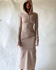 Hooded Dress in Nude – gyaltsen earth Vestidos Outfits, Female Streetwear, Maxi Dresses Fall, Muslim Dress, Bodycon Dress With Sleeves, Hooded Dress, Islamic Clothing, Streetwear Casual, Khaki Dress