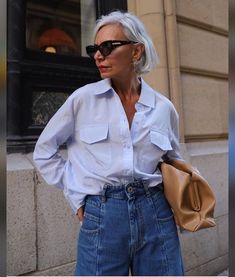 Grece Ghanem, Look Jean, Mom Fashion, Mama Style, Looks Street Style, White Shirts, New Wardrobe