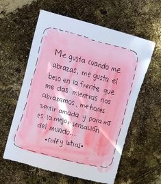 a piece of paper that has been placed on the ground with words written in spanish