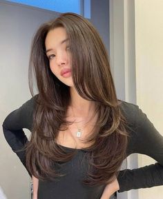 Long Wispy Side Bangs, Korean Long Layered Haircut, Front Layers Long Hair, Long Front Bangs, Butterfly Haircut, Haircut 2024, Haircuts For Medium Length Hair