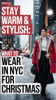 Need the perfect winter outfits for New York? From chic coats to cozy layers, this guide has all the essentials to keep you warm while looking stylish during Christmas in the city. 🌨️🧣 New York Date Night Outfit Winter, Nyc Day Outfit Winter, Nyc Winter Street Style 2024, New York Going Out Outfit Winter, Warm Nyc Outfits, Nyc Plus Size Winter Outfits, Ny Christmas Outfit, Outfits For New York In December