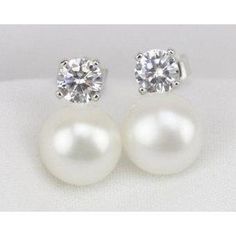 Real Pearl Earrings, Large Pearl Earrings, Round Diamond Earrings, Diamond Earrings Studs Round, White Pearl Earring, Pearl And Diamond Earrings, Earring Stud, Halo Earrings Studs, Freshwater Pearls Earrings