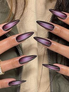 long purple aura nails Almond Manicure, Nails Goth, Unghie Sfumate, Aura Nails, Nagel Tips, Goth Nails, Purple Nail