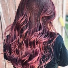 Dark Rose Gold Hair, Rose Gold Short Hair, Rose Money, Gold Blonde Hair, Gold Hair Dye, Blond Rose, Rose Gold Hair Dye