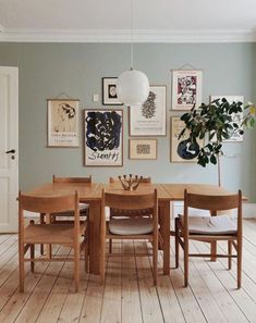 my scandinavian home: Sarah's Earthy and Calm Danish Apartment #scandinavianinteriorideas Danish Apartment, Danish Home, Copenhagen Apartment, My Scandinavian Home, Danish Interior, Appartement Design, Living Comedor, Scandinavian Home