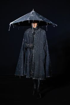 Robert Wun, Rain Fashion, Rain Dress, Jacques Fath, Collection Couture, Iris Van Herpen, Phoebe Philo, Couture Mode