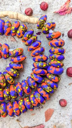 A beautiful strand of 92 African glass 'Krobo' beads on raffia 25 inches long. Beads measure approximately 5x13mm. The hole is 3mm. Krobo Beads, Prescott Az, Beaded Jewelry Diy, Jewelry Diy, Beaded Jewelry, Glass Beads, Accessory Gift, Gems, Pet Supplies