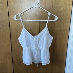 Abercrombie & Fitch White Blouse Size Small New Without Tags - Never Worn Comes From A Clean, Smoke-Free, Pet-Free Home! Daytime Fitted Tops With Lace Trim, Fitted Lace Trim Tops For Daytime, White Blouse, Abercrombie Fitch, Color White, Womens Tops, Pet, Tags, Women Shopping