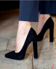 Classy Heels Elegant, Scarpin Heels, Elegant Heels Classy, Heels Classy Elegant, Elegant Shoes Heels, Fancy High Heels, Footwear Fashion