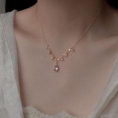 💎 Materials: 18k Gold Plated over Solid Sterling Silver Body - Hypoallergenic and Tarnish-Free Freshwater Pearls Cubic Zirconia 📐 Length: 40cm + 3cm extension Bd Ideas, Korean Necklace, Aesthetic Necklace, Silver Bodies, Fairy Jewelry, Eco Resin, Romantic Jewellery, Beads Bracelet Design, Aquamarine Necklace