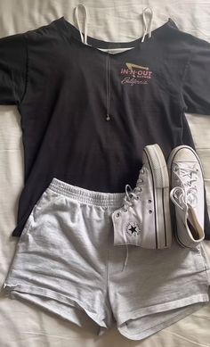 Fashion Outfits Summer, Simple Summer Outfits, Summer Ootd, Estilo Hippie, Diy Vetement, Outfit Inspo Summer, Outfit Cute, Summer Outfit Ideas, Casual Preppy Outfits