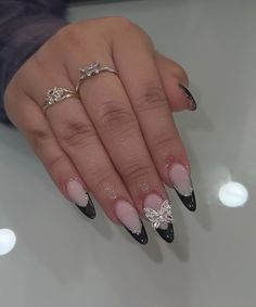 Black And Pink Almond Nails, Black Nails With Charms, Black Almond Nail Ideas, Ball Nails, Grad Nails, Classy Almond Nails, Almond Acrylic Nails Designs, Black Almond Nails, Quinceanera Nails