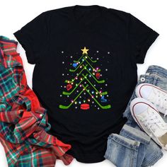 Hockey Christmas Tree, Exercise Kettlebell, Christmas Sweater Outfit, Funny Hockey Shirts, Ugly Christmas Sweater Outfit, Hockey Christmas, Christmas Sweater Outfits, Christmas Beer, Funny Gym