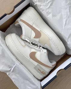 Shadow Af1, Af1 Outfit, Zapatillas Nike Air Force, Tenis Air Force, Air Force One Shoes, Nike Air Vapormax 2019, Boty Nike, Air Force Shoes, Shoes 2021