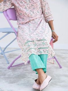 FUSCHIA Kurta-Pants Set - Trendroots Block Printed Fabric, Kurta With Pants, Block Printing Fabric, Printed Fabric, Best Deal, Boat Neck, Block Print, Lace Skirt, Pants Set